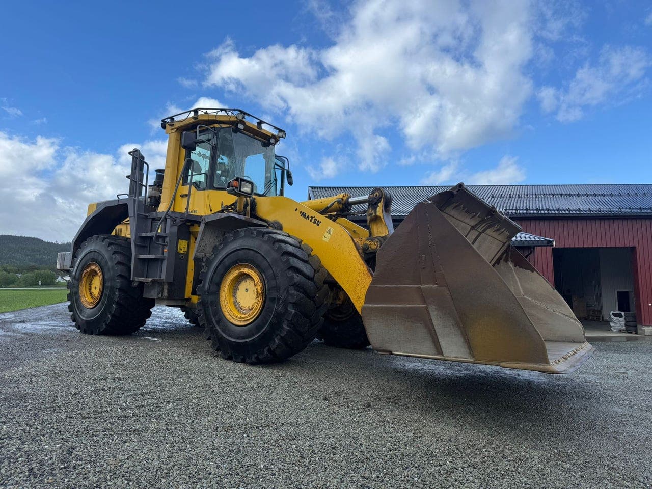 Komatsu WA500-3