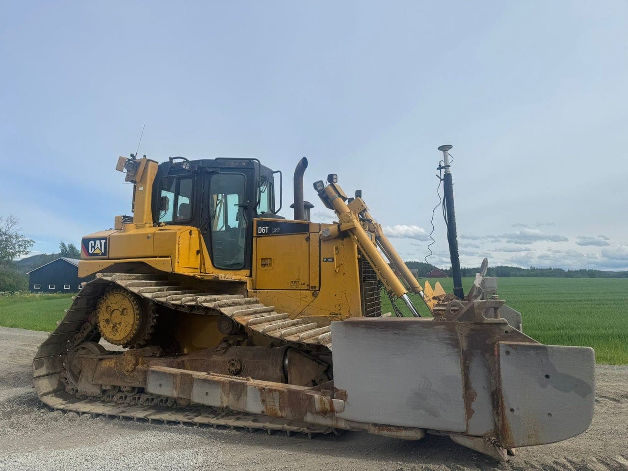 Cat D6T LGP