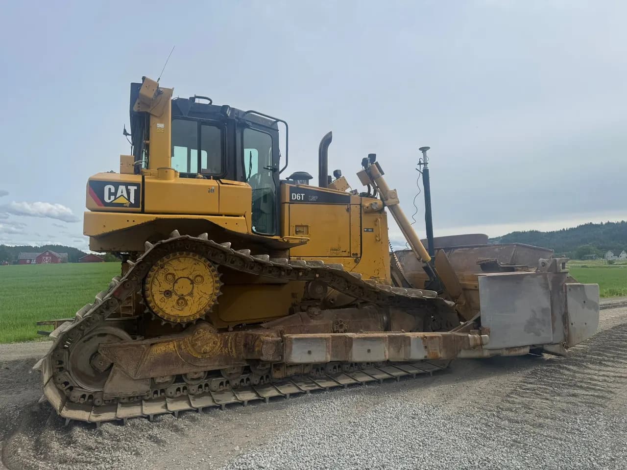Cat D6T LGP – Hell – Annet til salgs
