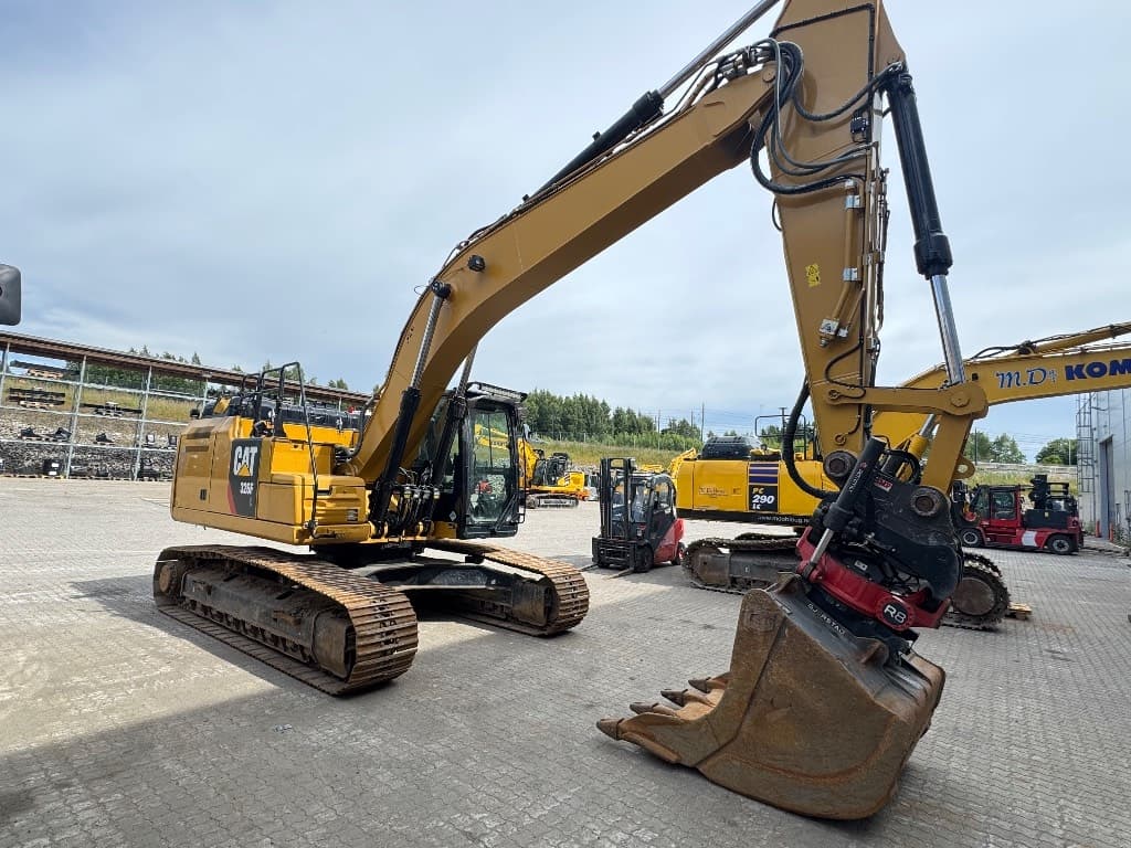 CAT 326 F L