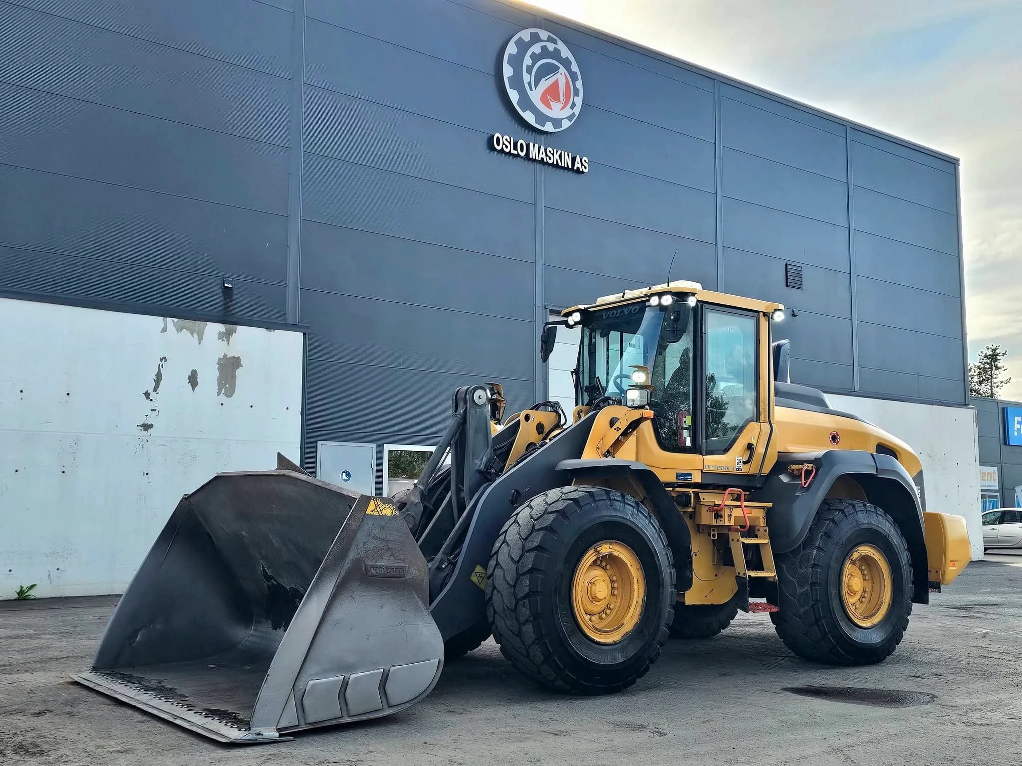 Volvo L120H