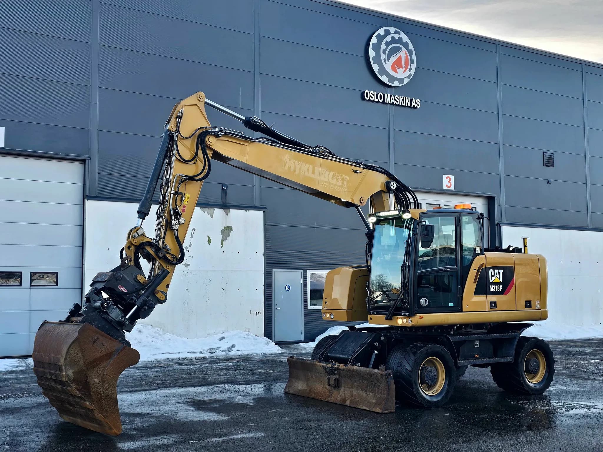 CAT M318 F