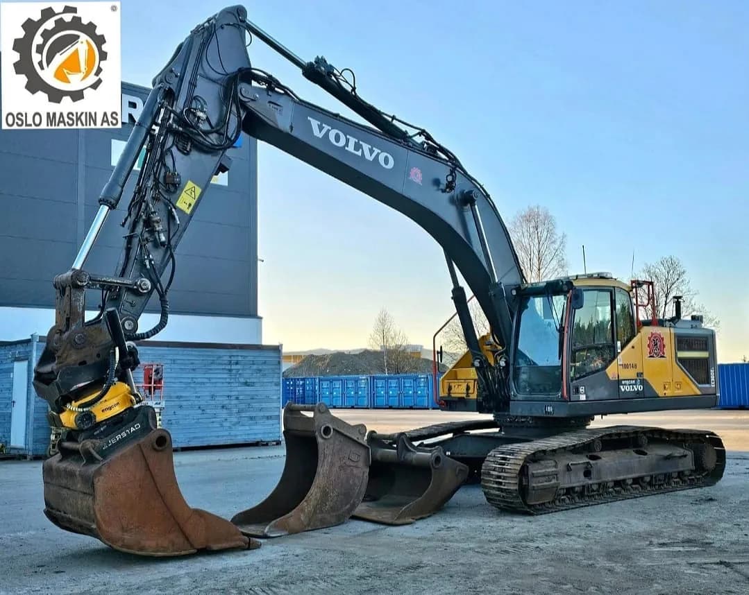 Div. Utstyr: Engcon tilt EC30 - S80