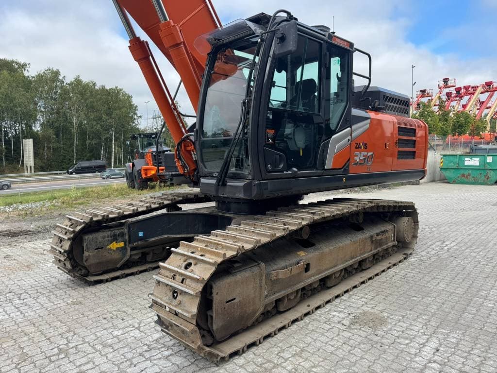 Hitachi ZX 350 LC-7 – Kjeller – Gravemaskiner til salgs