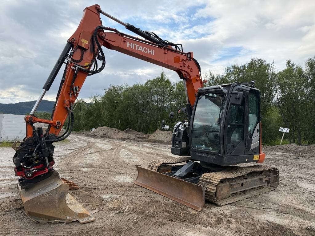 Hitachi ZX 85 US-6 – Tverrlandet – Gravemaskiner til salgs