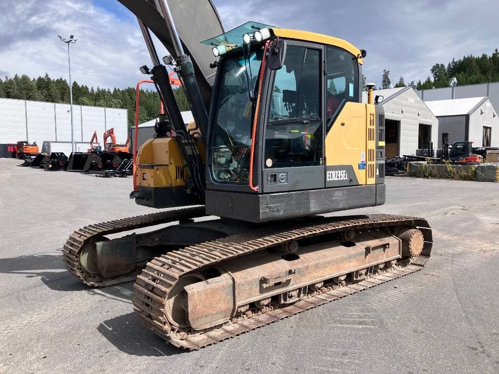 Volvo ECR 235 E
