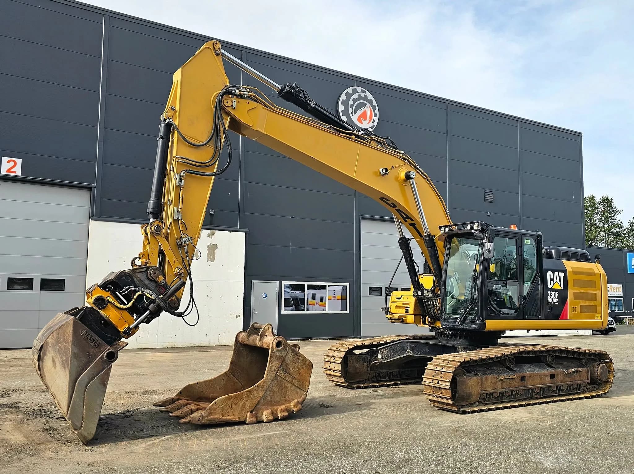 CAT 330FL HD HW – Oslo – Annet til salgs